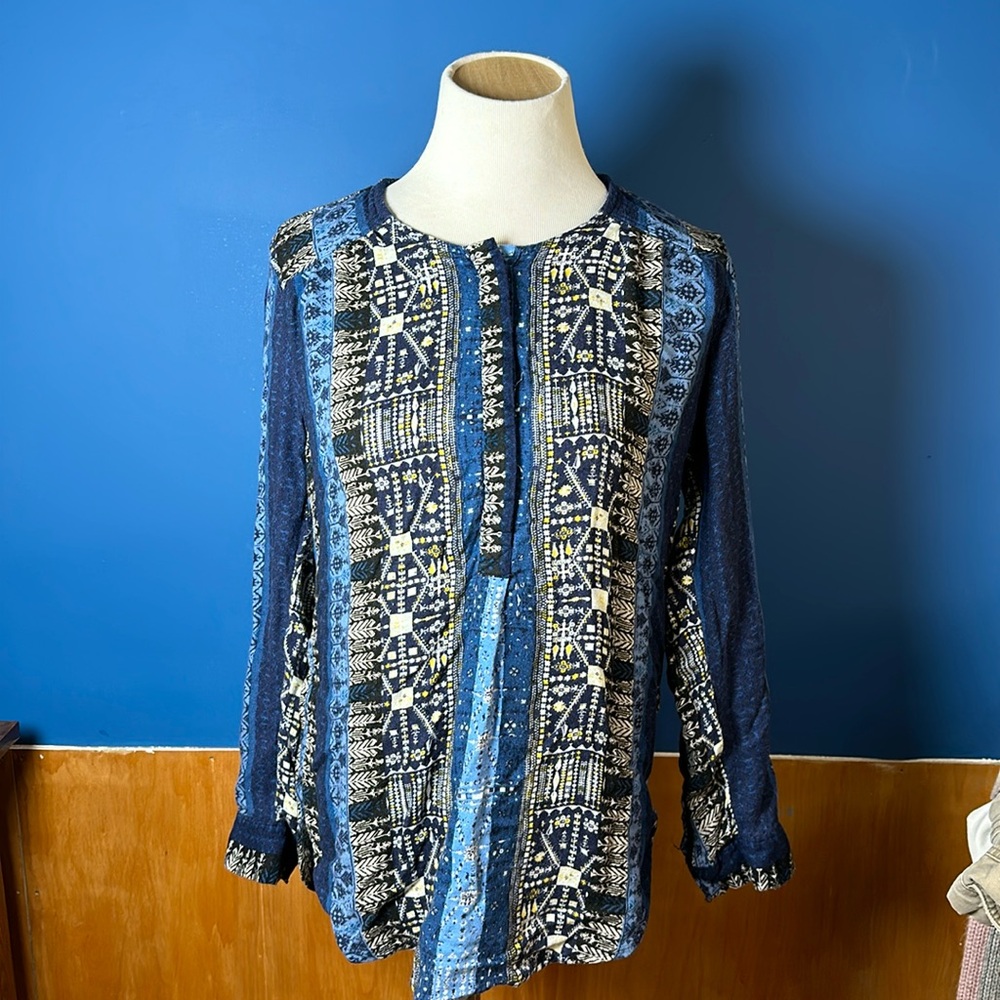 Nine West top